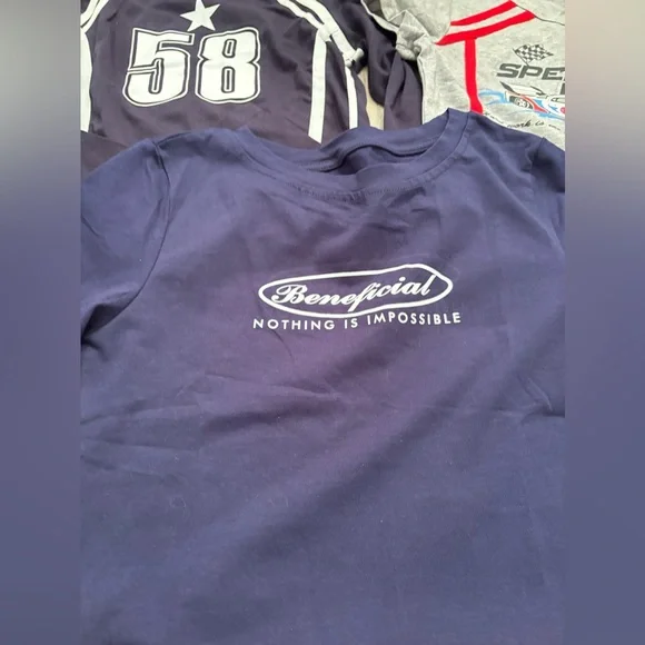 Extrasmall/Small Bundle of 3 Shirts - Picture 2 of 10